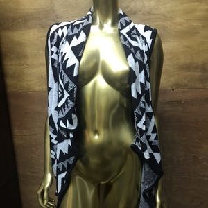 Geometric Knit Cardigan Wrap